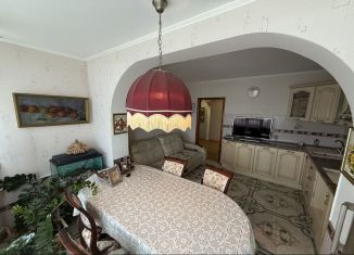 Продам 3-ком. квартиру, 94 м2, Ставрополь, улица 50 лет ВЛКСМ, 61, микрорайон № 34