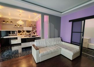Сдам 2-ком. квартиру, 70.4 м2, Санкт-Петербург, Парашютная улица, 23к1, муниципальный округ Юнтолово