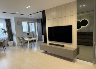 Продается 3-комнатная квартира, 94 м2, Республика Башкортостан, улица Цюрупы, 76