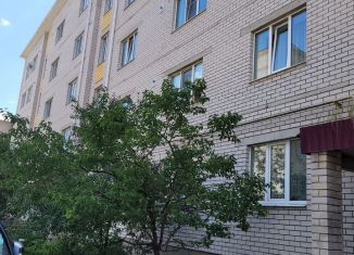 Продажа двухкомнатной квартиры, 73 м2, Лиски, проспект Ленина, 64