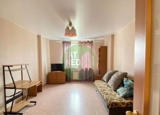 Сдается в аренду 2-ком. квартира, 65 м2, Татарстан, улица Виктора Сажинова, 6/9