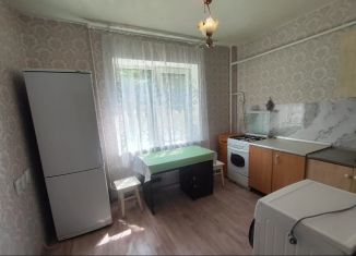 Сдаю в аренду 1-ком. квартиру, 36 м2, Новороссийск, улица Героев Десантников, 12