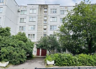 Продается трехкомнатная квартира, 72.6 м2, Ленинградская область, улица Карла Маркса, 4