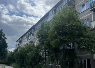 Продам однокомнатную квартиру, 27.7 м2, Первоуральск, улица Прокатчиков, 2/1