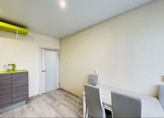 Сдам в аренду 2-ком. квартиру, 55 м2, Тюмень, ЖК Новый Мыс 2.0, Верхнетарманская улица, 1