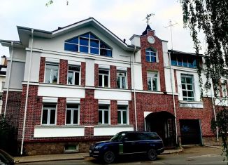 Продам 4-ком. квартиру, 345 м2, Ярославль, улица Волкова, 9