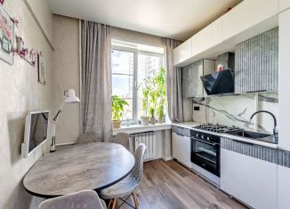 Продаю трехкомнатную квартиру, 57.1 м2, Москва, Радужная улица, 15к2, СВАО