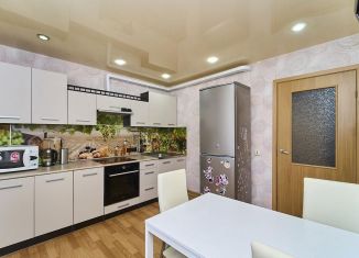 Продаю двухкомнатную квартиру, 60 м2, Краснодар, улица имени Дзержинского, 54/12, микрорайон 9 километр