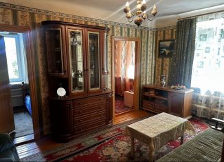Продаю 3-комнатную квартиру, 37.3 м2, Нижний Новгород, Заярская улица, 18А, метро Горьковская