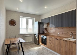 Сдам 1-ком. квартиру, 38.9 м2, Тула, улица Макаренко, 38, ЖК Солнечный