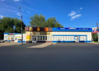 Продается помещение свободного назначения, 300 м2, Энгельс, 2-й микрорайон, 28