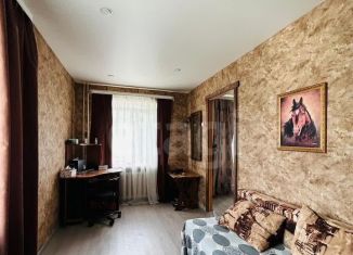 Продам 2-ком. квартиру, 47.5 м2, Богородицк, Дачная улица, 2/56