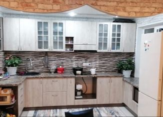 Продаю четырехкомнатную квартиру, 102 м2, Нижний Тагил, улица Дружинина, 65