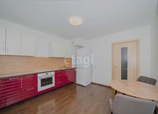 Продаю 1-ком. квартиру, 40 м2, Екатеринбург, Рощинская улица, 27, Чкаловский район