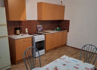 Сдаю 2-ком. квартиру, 66 м2, Краснодар, улица Академика Лукьяненко, 30, микрорайон Микрохирургии глаза