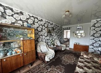 Продаю 2-комнатную квартиру, 45.2 м2, Коркино, улица В. Терешковой, 12