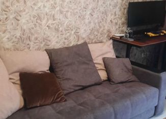 Сдаю 2-комнатную квартиру, 68 м2, Орёл, Октябрьская улица, 79