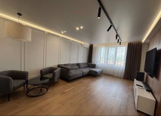 Сдам в аренду двухкомнатную квартиру, 73 м2, Йошкар-Ола, площадь Революции, 5