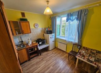 Сдаю в аренду 1-комнатную квартиру, 37 м2, Сысерть, улица Орджоникидзе, 6Б