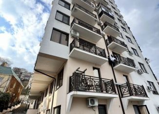 Сдам в аренду 1-ком. квартиру, 36 м2, Сочи, улица Цюрупы, 34, микрорайон Новый Сочи