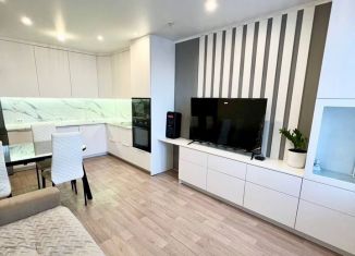 Двухкомнатная квартира на продажу, 49.8 м2, Тюмень, Кремлёвская улица, 102к1