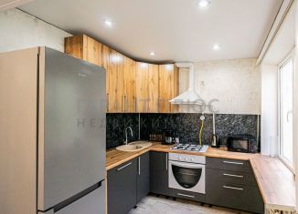 Продаю 4-комнатную квартиру, 60.2 м2, Липецк, Липовская улица, 4