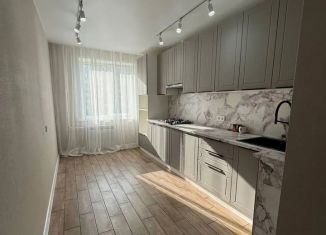 Продам двухкомнатную квартиру, 55 м2, Чебоксары, улица П.В. Дементьева, 14, Ленинский район