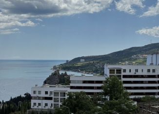 Продам двухкомнатную квартиру, 50 м2, посёлок городского типа Гурзуф, улица Строителей, 11Г