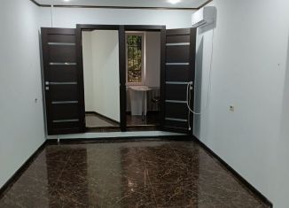 Сдам помещение свободного назначения, 44 м2, Нальчик, улица Горького, 36, район Центр