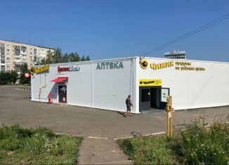 Продаю торговую площадь, 899 м2, Удмуртия, Автозаводская улица, 9