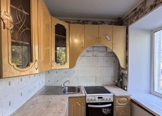 3-комнатная квартира на продажу, 59 м2, посёлок Мирный, Пионерская улица, 16