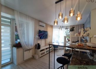 Продаю двухкомнатную квартиру, 38 м2, село Чигири, улица Василенко, 4