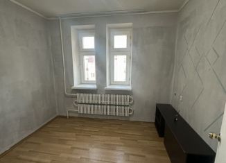Продам 3-ком. квартиру, 77.1 м2, Казань, улица Фатыха Амирхана, 15