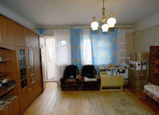 Продаю 2-ком. квартиру, 49.2 м2, Нижний Тагил, улица Ильича, 8