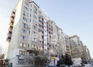 Продаю 2-ком. квартиру, 73 м2, Тюмень, улица Малыгина, 8
