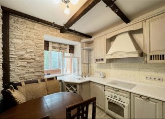 2-ком. квартира на продажу, 51 м2, Тюмень, улица Василия Гольцова, 28