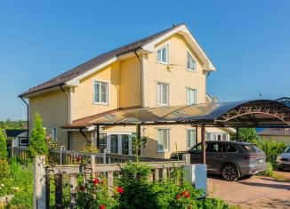 Таунхаус на продажу, 135 м2, деревня Вартемяги, Софийская улица, 21Б