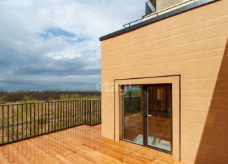 Продается трехкомнатная квартира, 130.7 м2, Тюмень, Воронинская улица, 47, ЖК Октябрьский