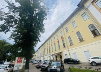 Сдам в аренду помещение свободного назначения, 28.9 м2, Псков, Октябрьский проспект, 54