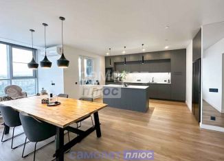 Продаю 3-ком. квартиру, 120.6 м2, Чебоксары, улица Калинина, 93