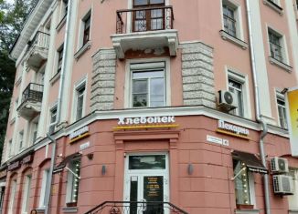 Продаю трехкомнатную квартиру, 57 м2, Барнаул, проспект Ленина, 70/40