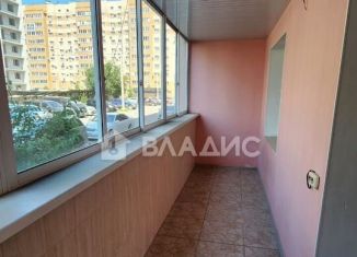 Продам 2-комнатную квартиру, 62 м2, Благовещенск, Заводская улица, 4, ЖК Лазурный Берег