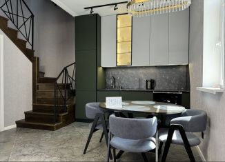 Сдаю дом, 80 м2, поселок городского типа Заозерное, Могилёвская улица, 15В