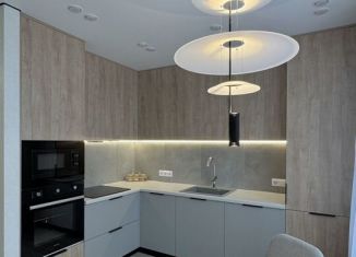 Продаю 2-ком. квартиру, 45 м2, Саратов, Лунная улица, 25Б