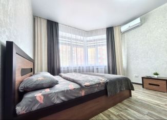 Сдаю однокомнатную квартиру, 45 м2, Оренбургская область, Салмышская улица, 43А