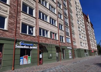 Сдается в аренду торговая площадь, 61 м2, Калининград, Красносельская улица, 65, Центральный район