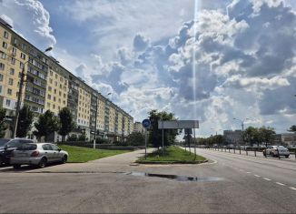 Продажа 2-ком. квартиры, 47.5 м2, Дмитров, микрорайон имени К.А. Аверьянова, 3