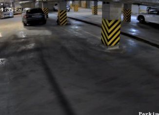 Аренда машиноместа, 13 м2, Удмуртия, улица Льва Толстого, 17