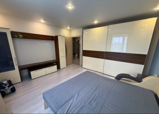 Продам 2-комнатную квартиру, 55.3 м2, Лобня, улица Чайковского, 25