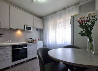 Продаю 3-комнатную квартиру, 70.2 м2, посёлок Солонцы, Кедровая улица, 1